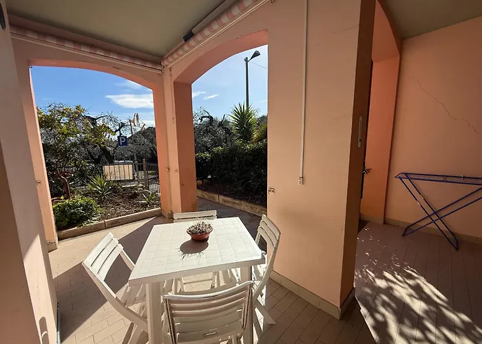 Relax Con Terrazza Giardino E Posto Auto * Marina dʼAndora