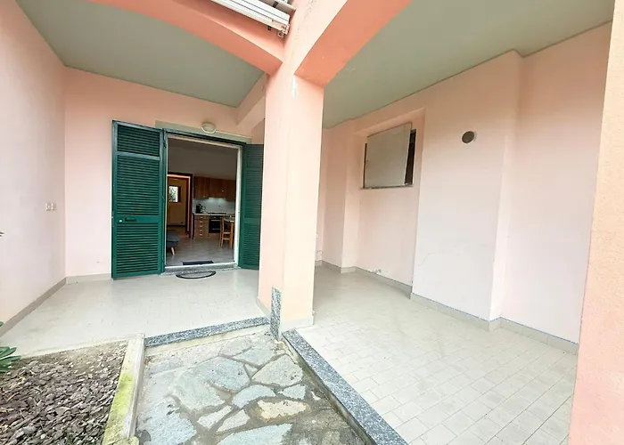 Relax Con Terrazza Giardino E Posto Auto