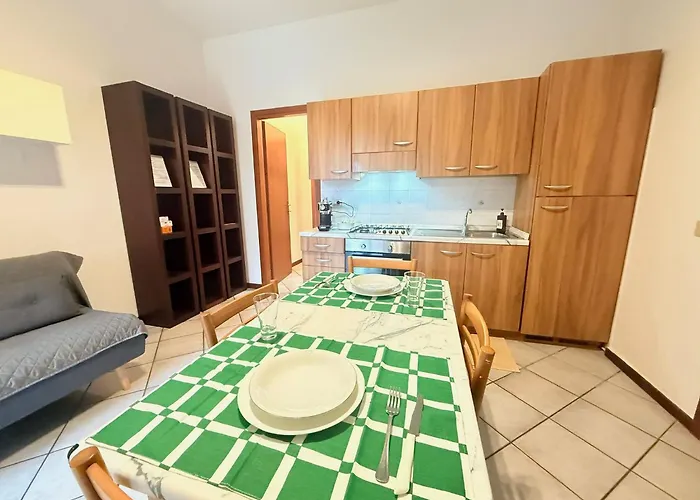 Relax Con Terrazza Giardino E Posto Auto